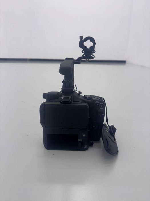 Câmera Canon EOS C80