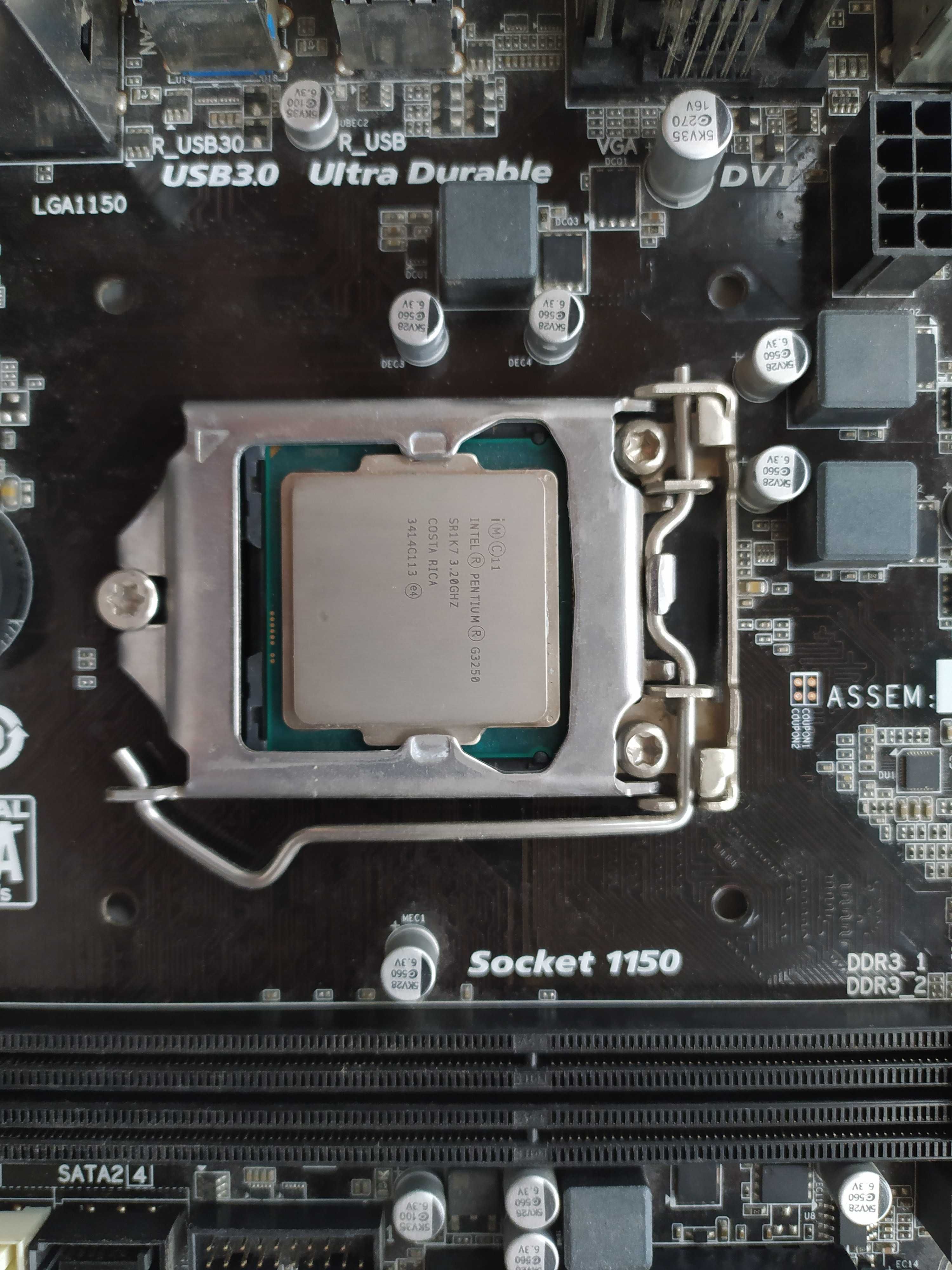 Материнская плата GigaByte GA-B85-D2V, сокет 1150