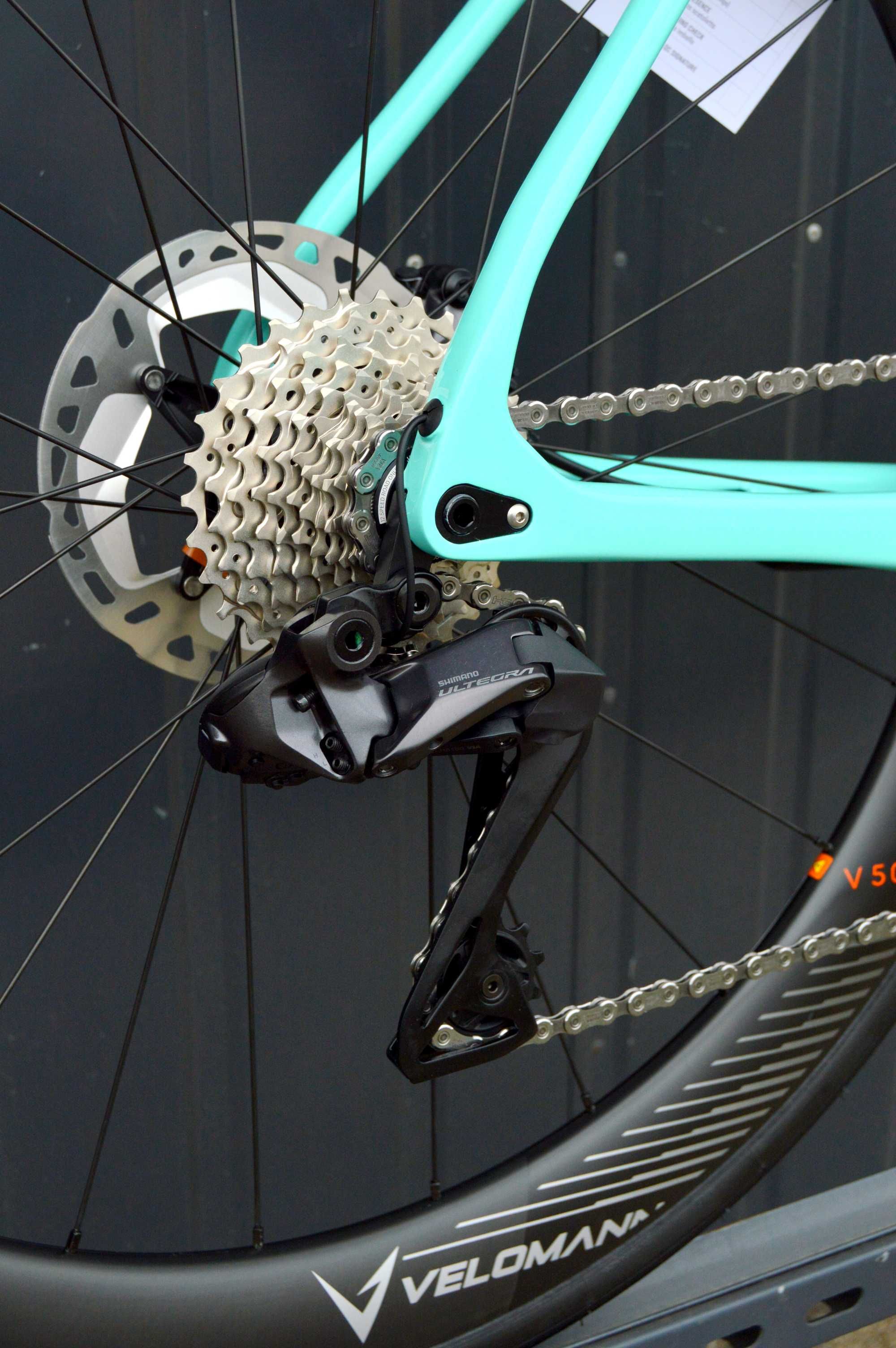 BIANCHI SPECIALISSIMA CV DISC Ultegra Di2 7,3kg 47 59 szosa szosowy
