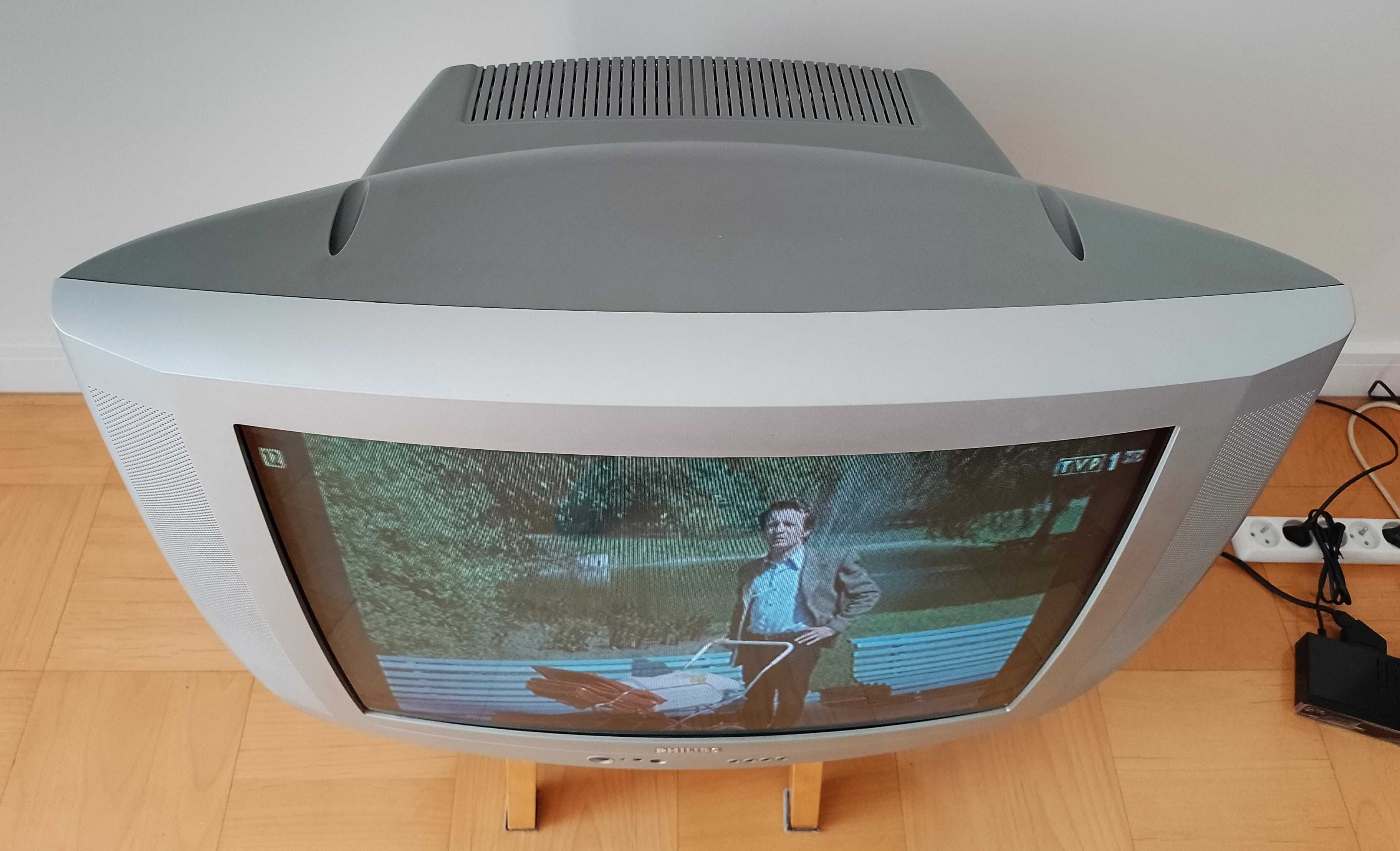 Telewizor kineskopowy retro Philips 28" - prawdziwy rarytas