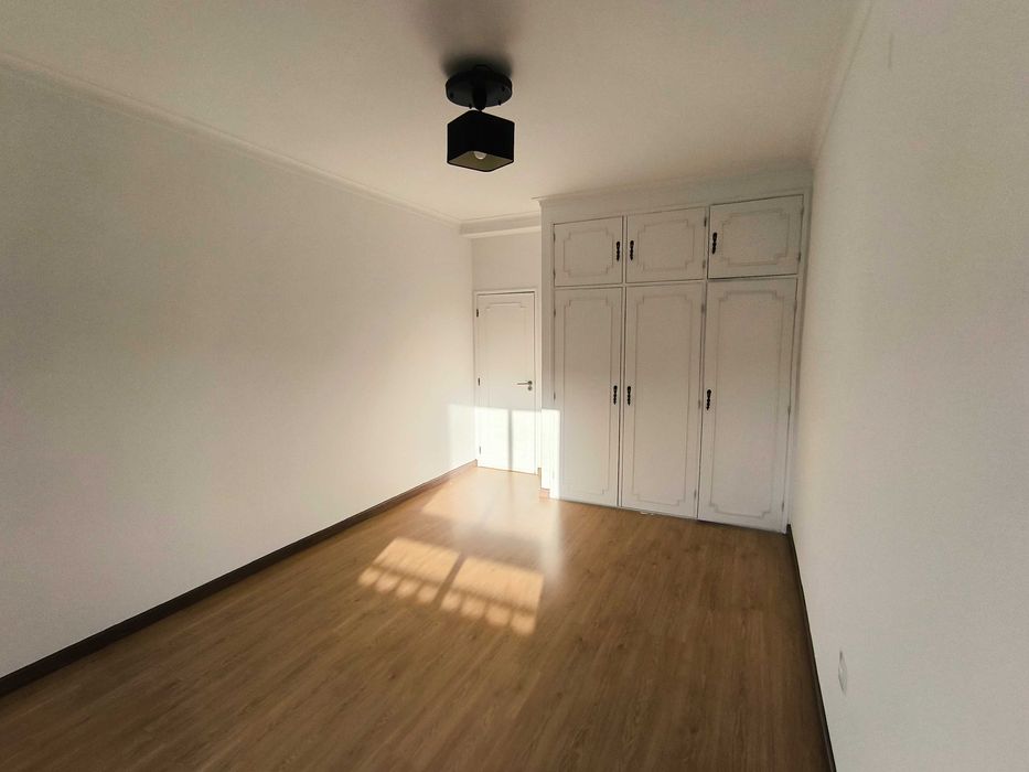 Apartamento T2 Guimarota Leiria