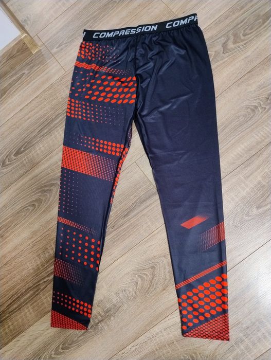 Компресійні штани легінси тайтси. Розмір L.