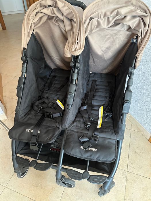 Carrinho passeio gémeos ou irmãos BABYMONSTERS