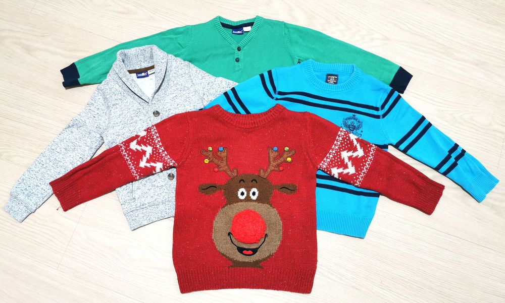 Sweterki dla chłopca 98-104.