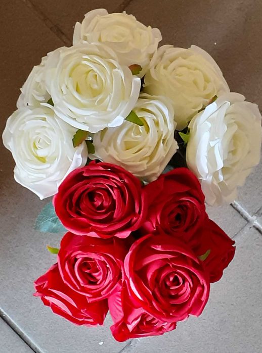 Róże kwiaty sztuczne bukiet