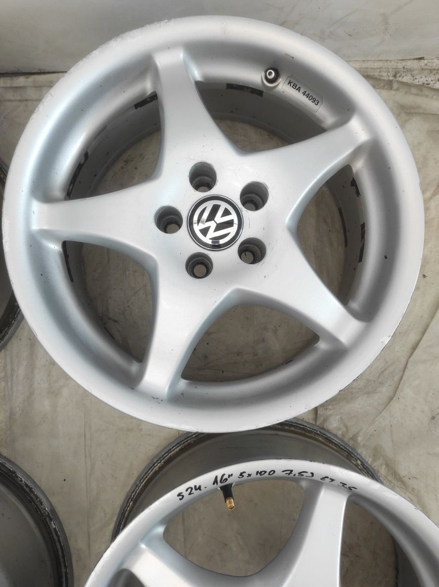 524 Felgi aluminiowe VW VOLKSWAGEN GOLF IV R 16 5x100