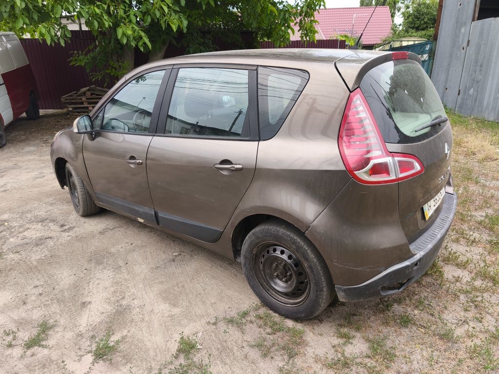 Renault scenic 2011 рік один власник