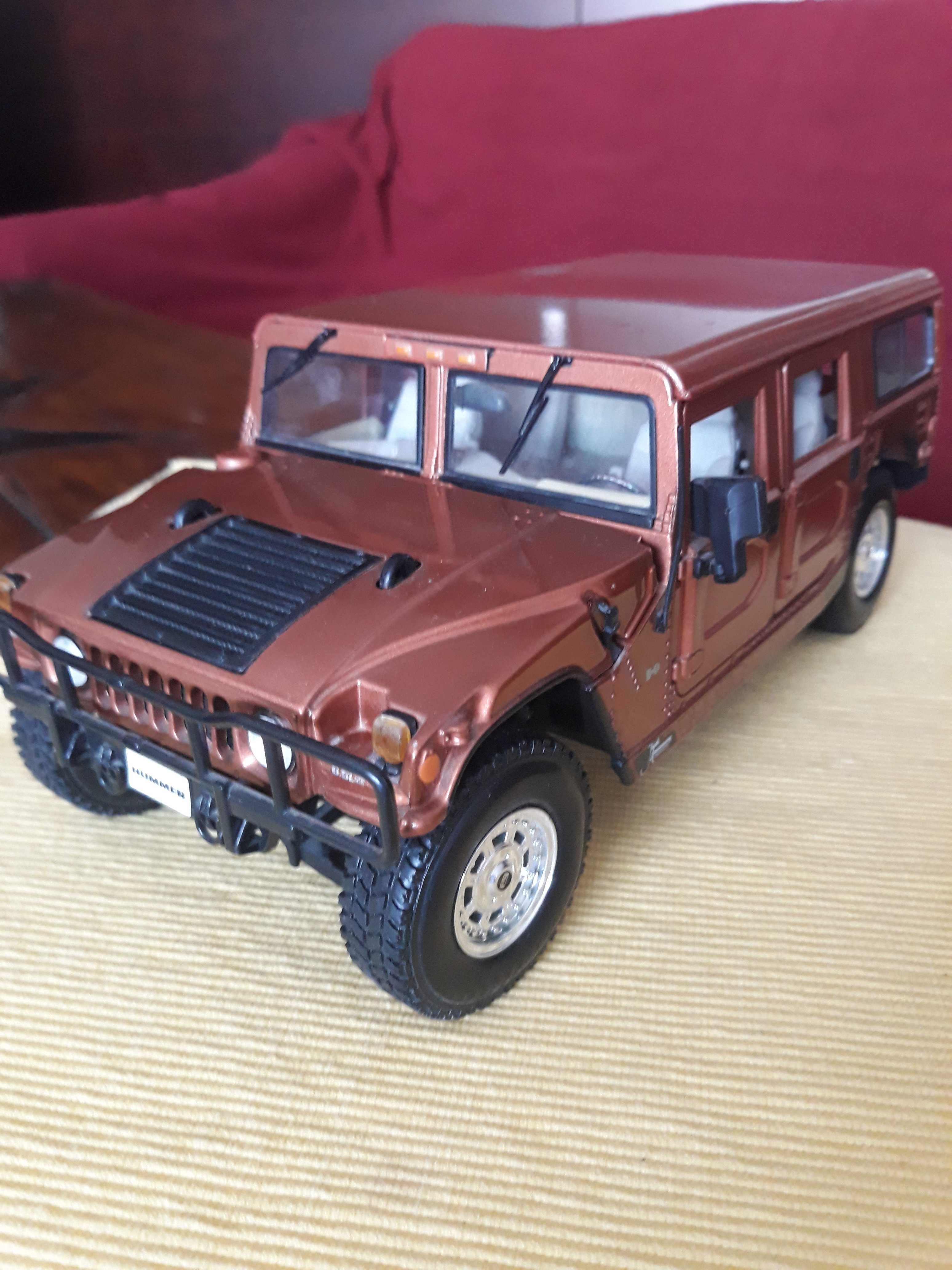 Hummer H1 Metalic Bronze 1:18 Maisto 10th Anniversary Edition