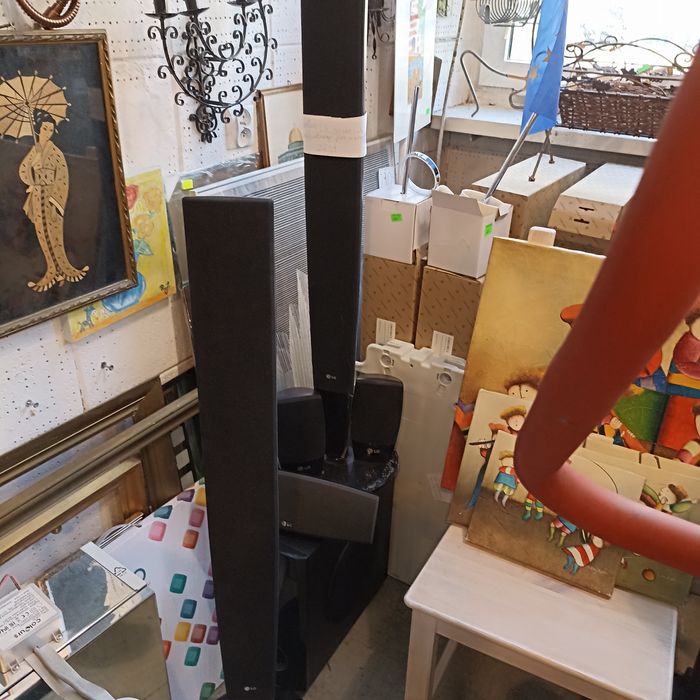 Zestaw głośników LG subwoofer