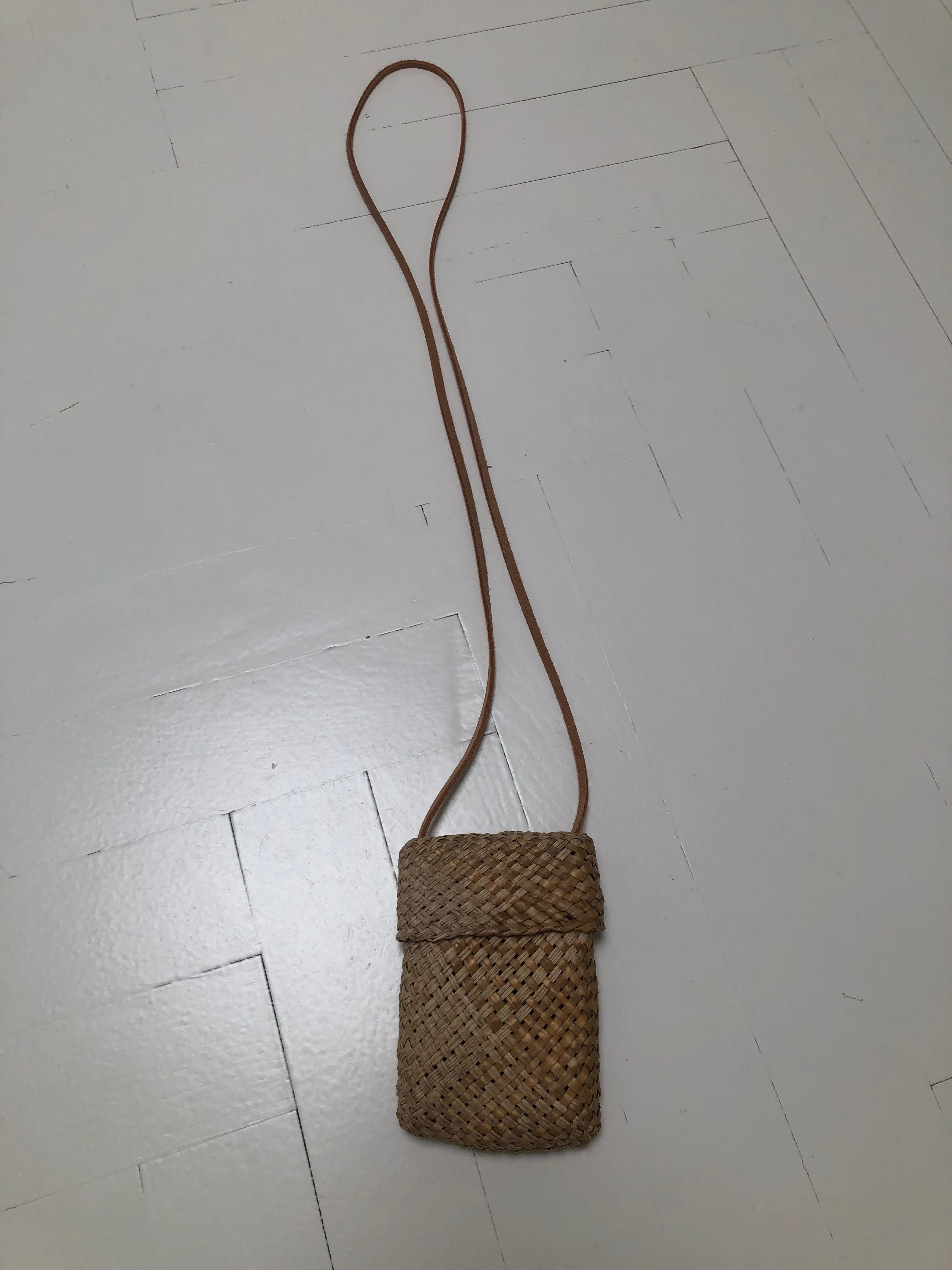 Torebeczka etui z rafii