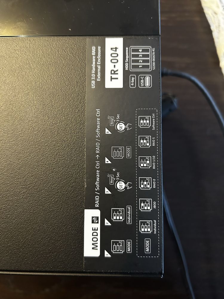 Macierz dyskowa Qnap TR-004 Tower + 3 dyski WD Red Plus 4TB NAS = 12TB