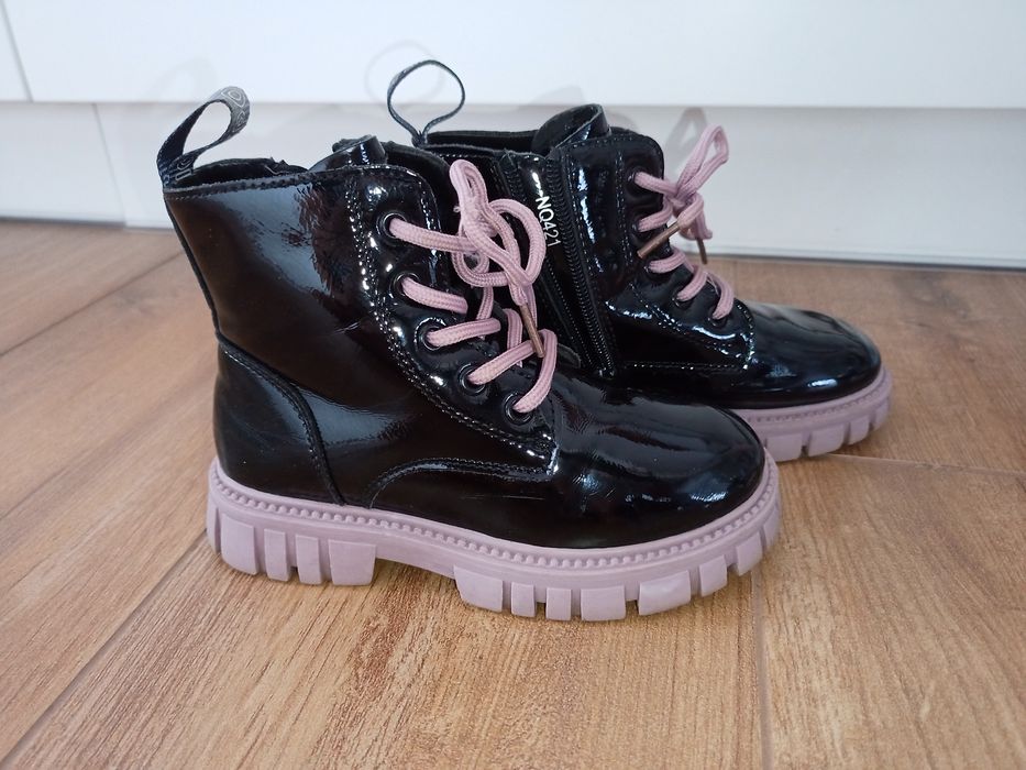 Lekko ocieplane botki czarno - fioletowe