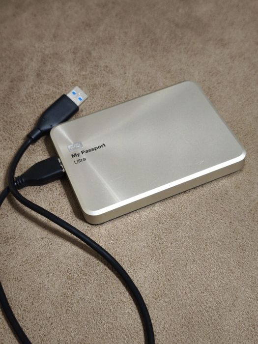 Жорсткий диск Western Digital My Passport Ultra Metal 1TB