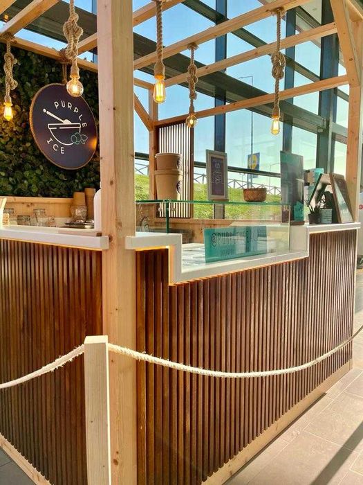 Vendo Excelente Quiosque projetado em Madeira