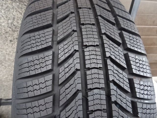 205/50/R17 93H XL Continental Winter Contact TS870P