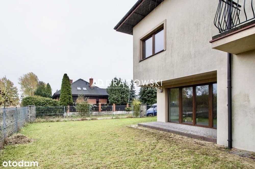 Bliska Białołęka, ciche spokojne sąsiedztwo domów