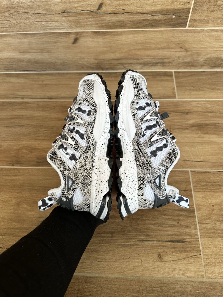 Кроссовки Adidas Hyperturf