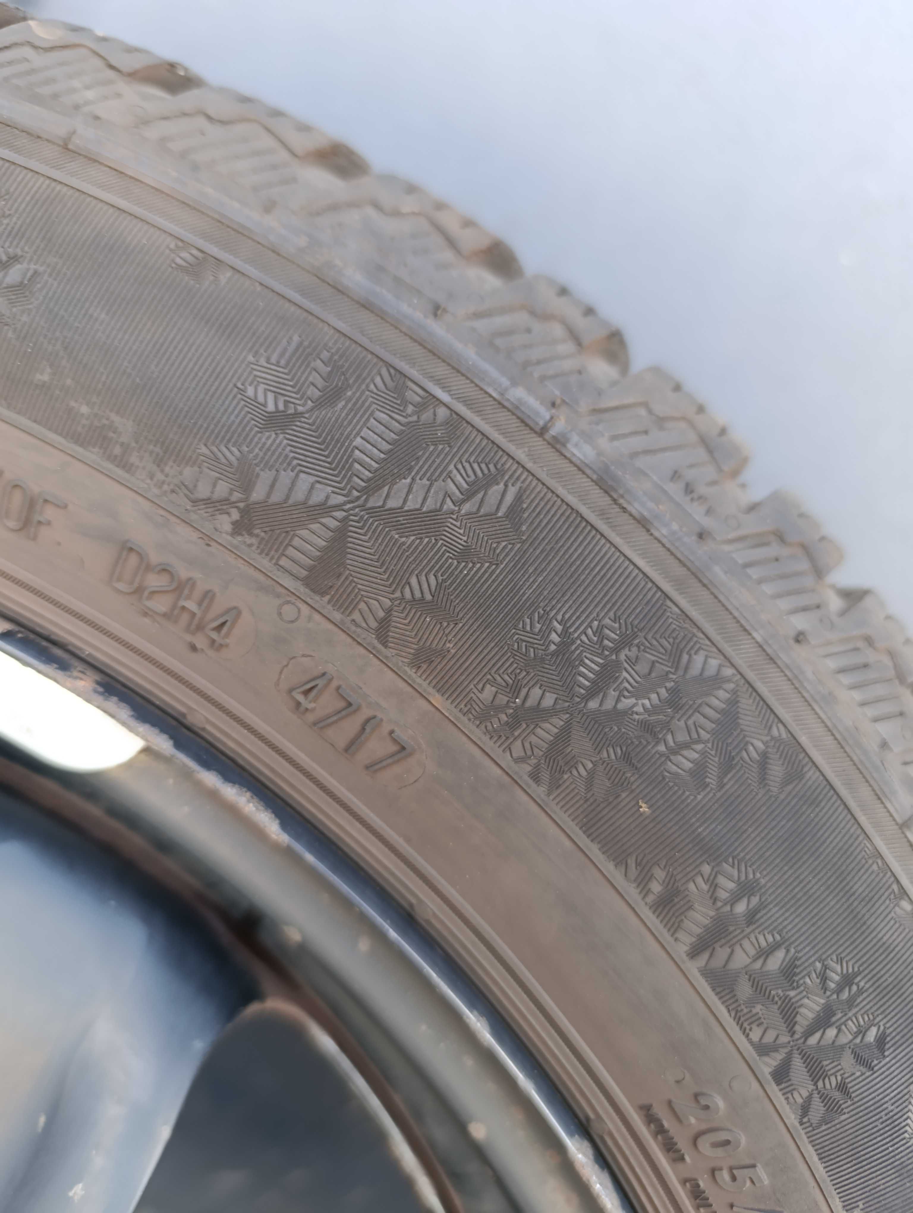 Koła zima Opel Astra K 5x105 6.5" ET41 205/55 r16 Semperit 2017r 6mm