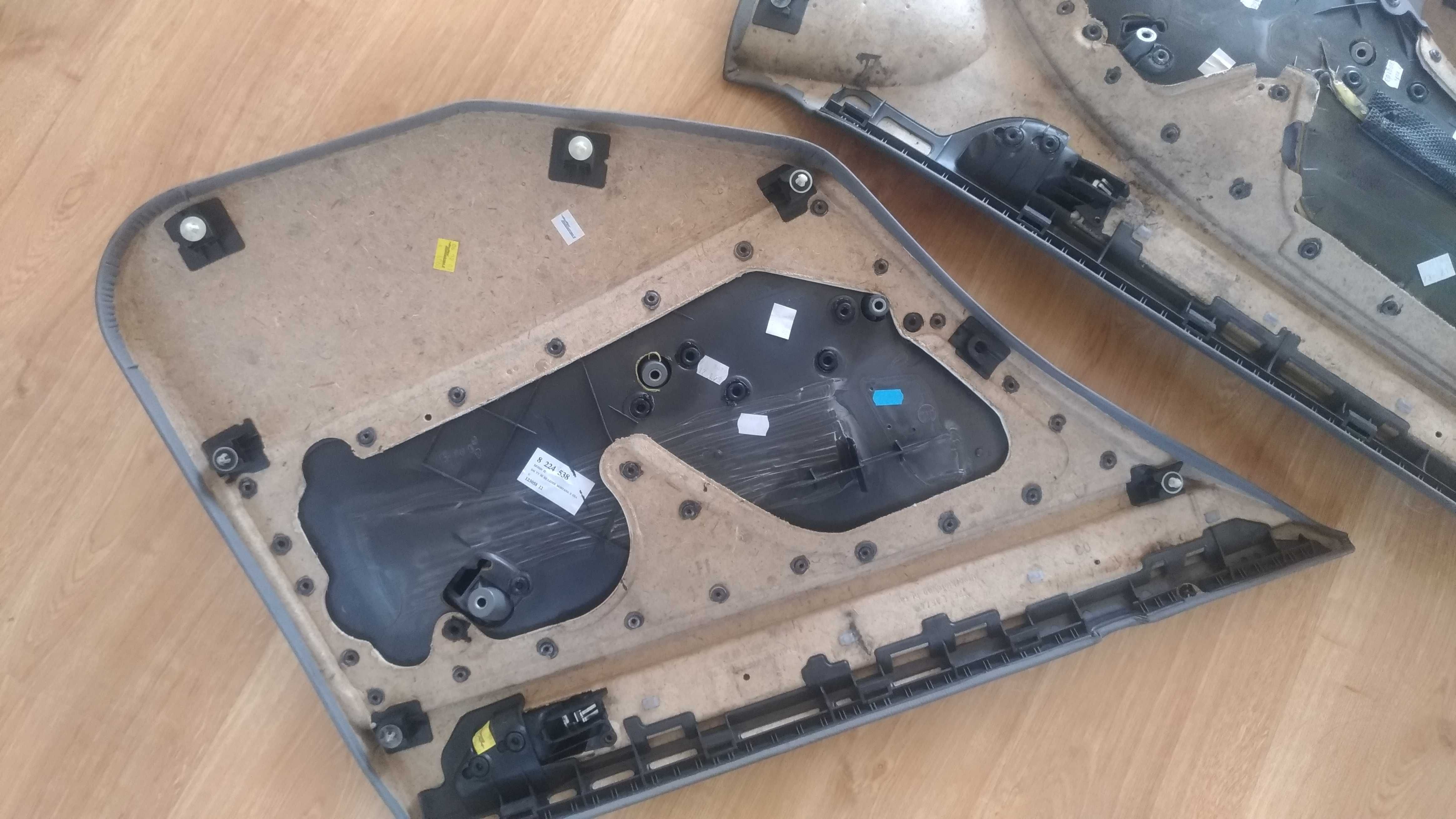 Boczki drzwi BMW E46 tapicerka