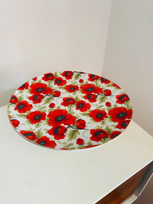 Prato alto para bolo