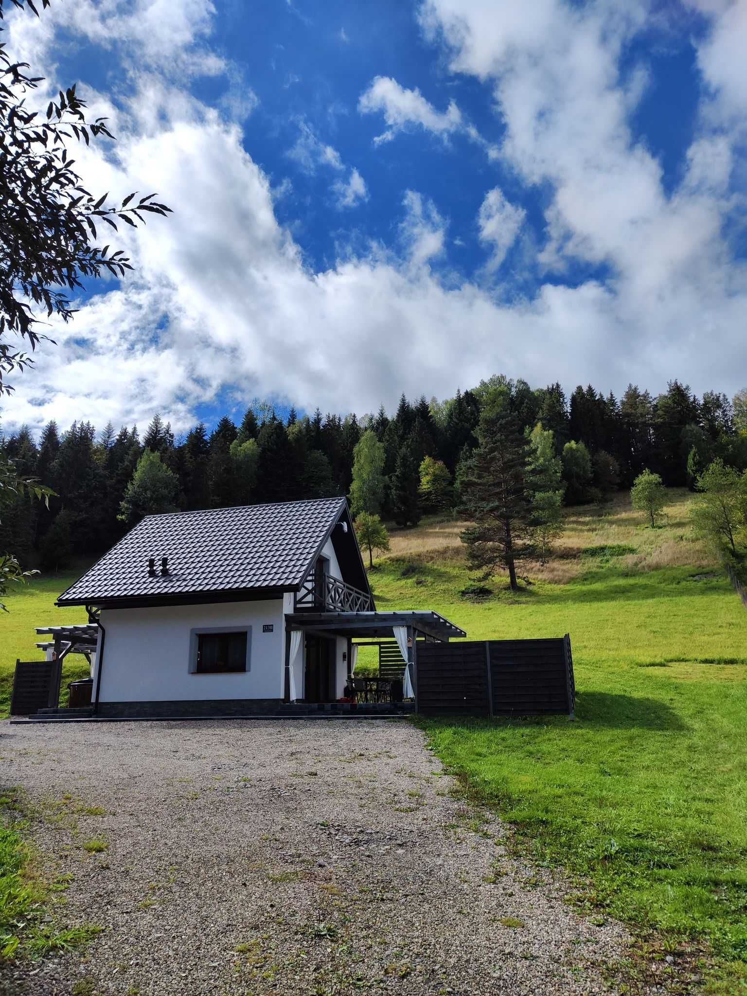 Domek do wynajęcia- ruska bania z jacuzzi. Na odludziu z kominkiem.