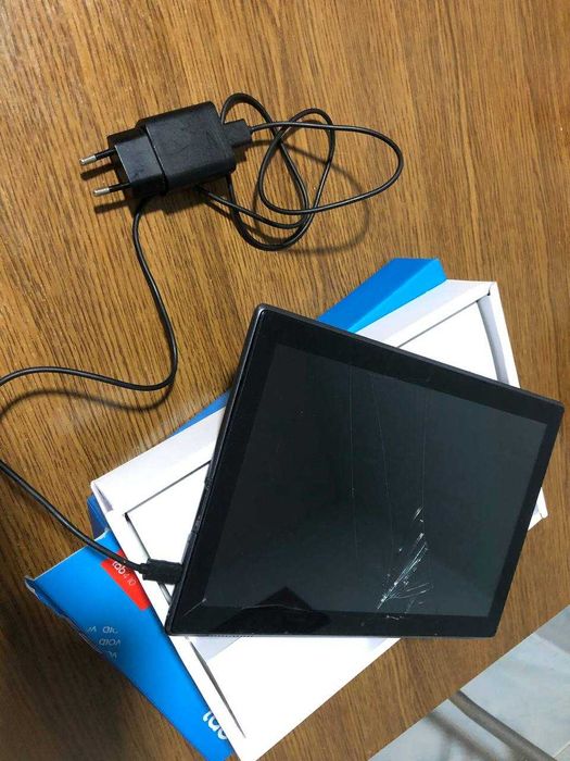 Планшет Lenovo Tab 4 (10, LTE)         ЦІНУ ЗНИЖЕНО!