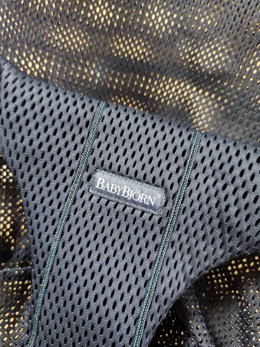 Bujaczek Babybjorn MESH antracyt