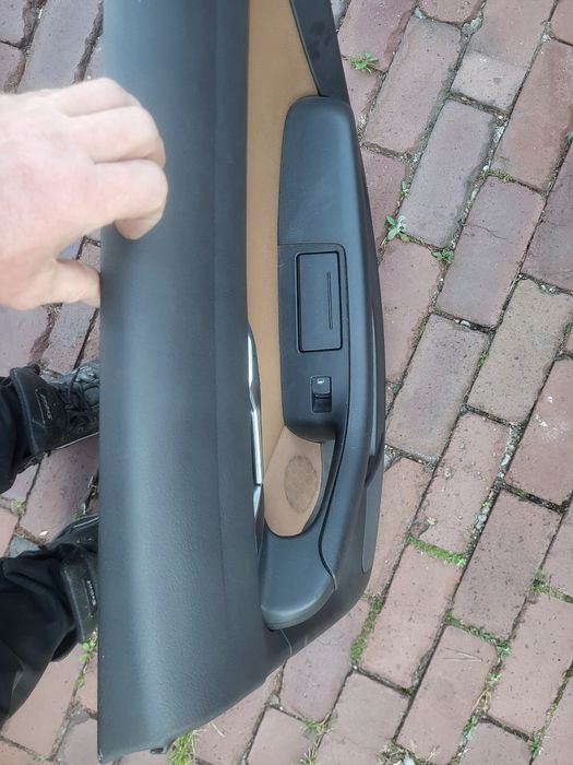 Boczki tapicerka Audi A6 C6 4F