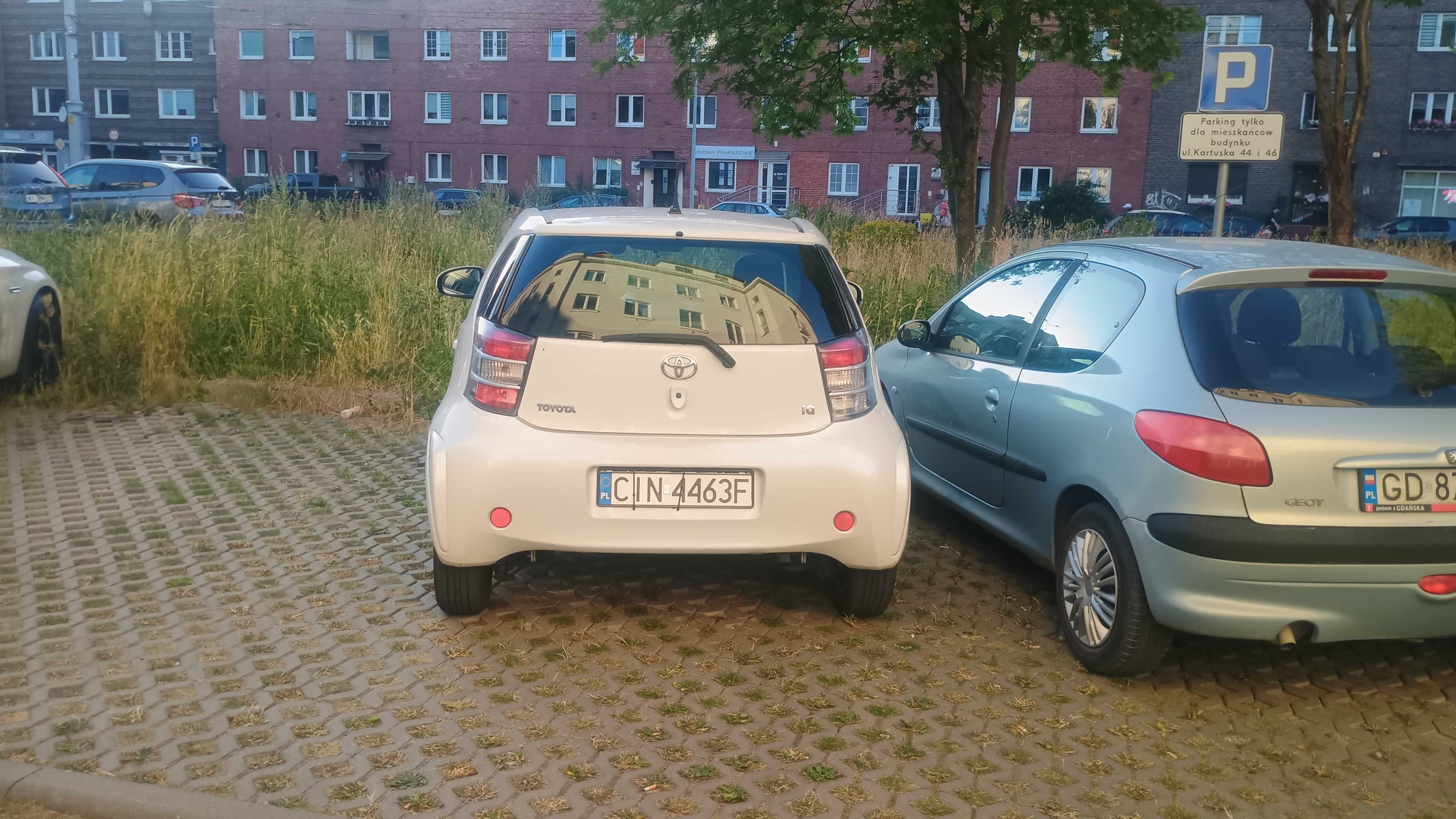 TOYOTA IQ 1.0 2009