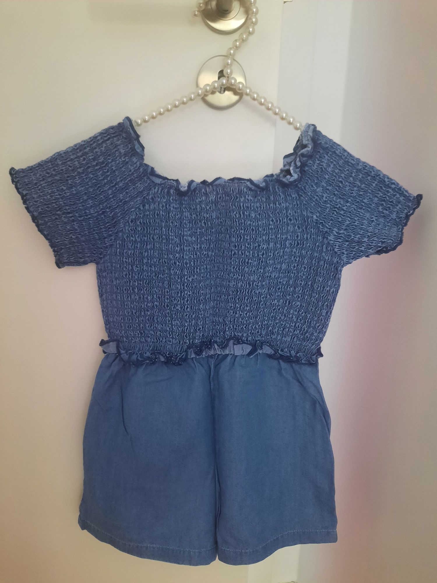 Macacão curto para menina