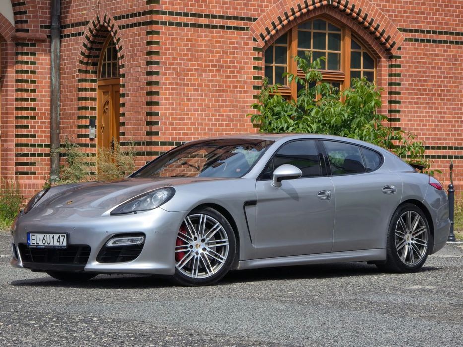 Porsche Panamera GTS   Super wygląd i dźwięk.