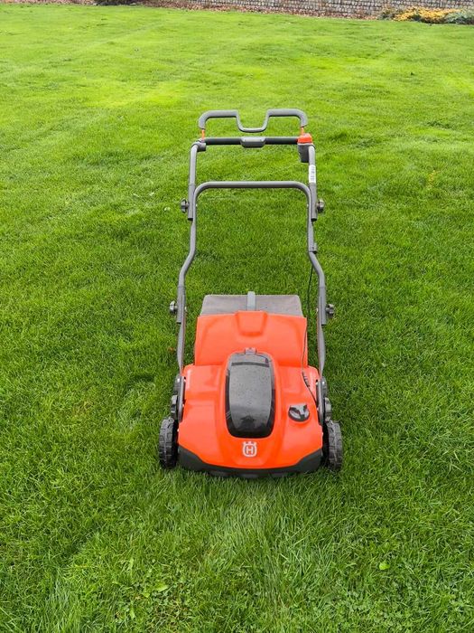 wertykulator husqvarna S 138 i