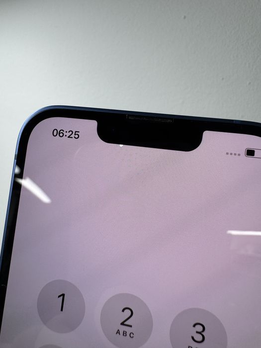 Дисплей оигінал на iPhone 13 з міні дефектом