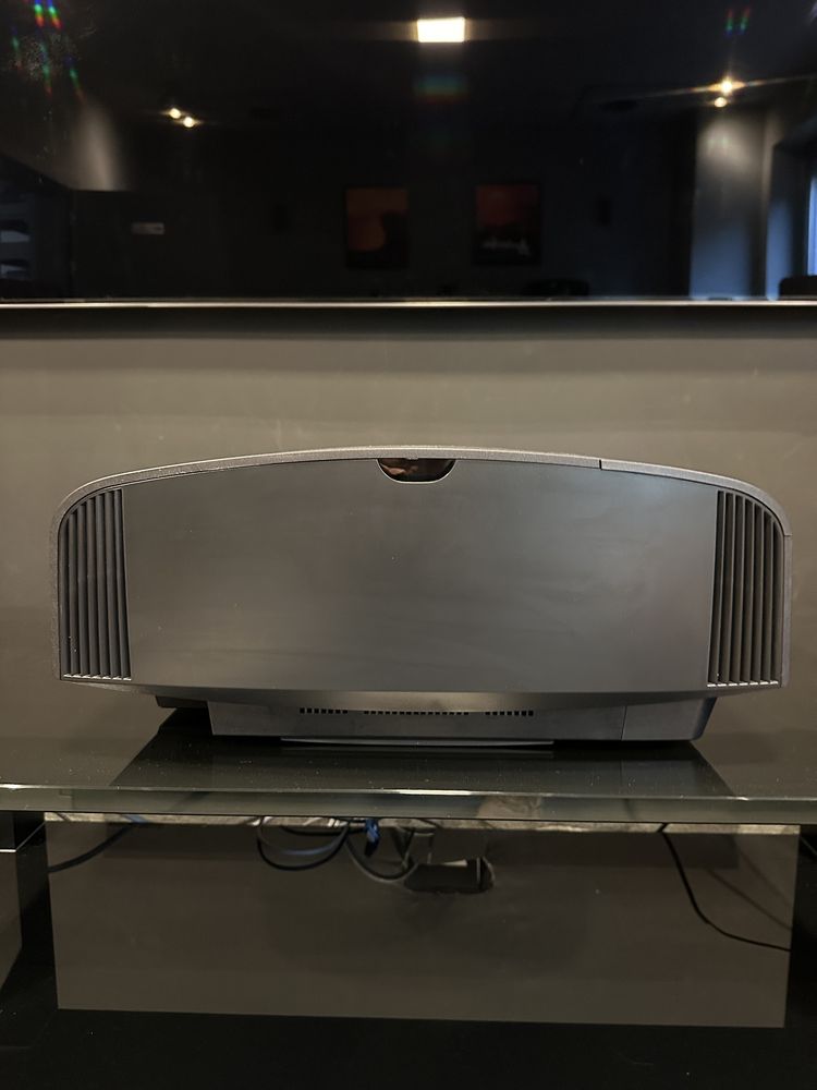 Sony VPL-VW590ES - projektor 4K