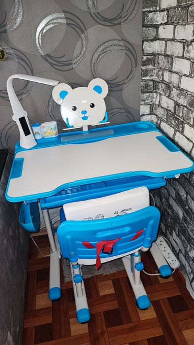 Комплект Mealux Evo-kids Парта Стілець Лампа BD-04 B XL Teddy
