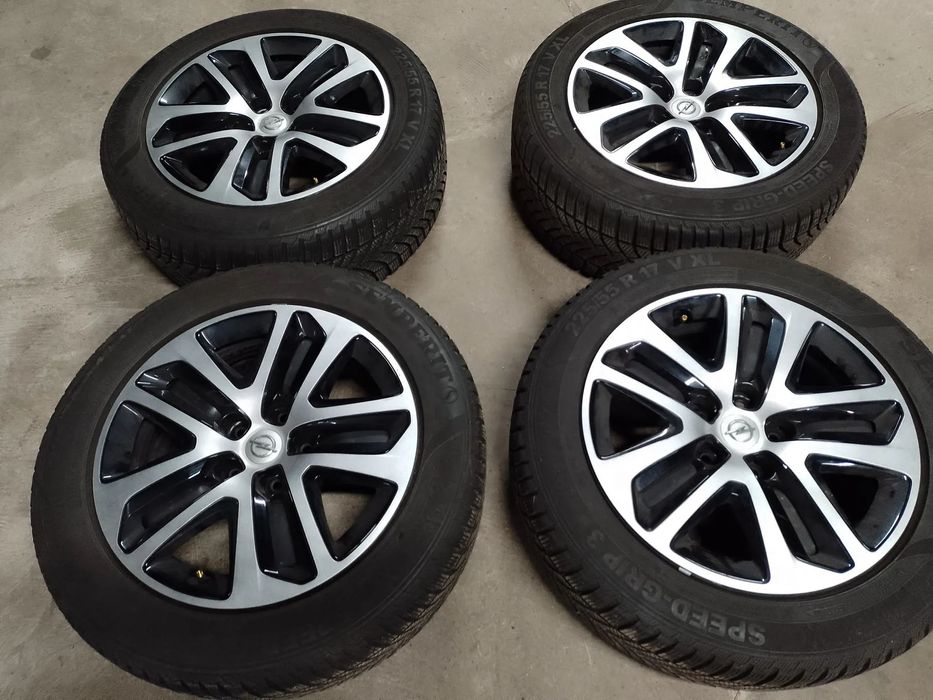 Felgi stalowe 17&quot; Opel strukturalne z kołpakami 5x115 et44