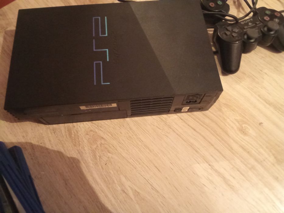 Продам PlayStation2
Ціна 1500 грн вс