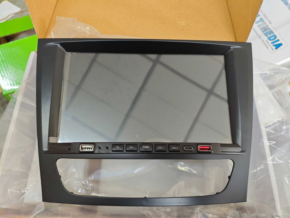 Radia Android Nawigacja do Mercedes W211