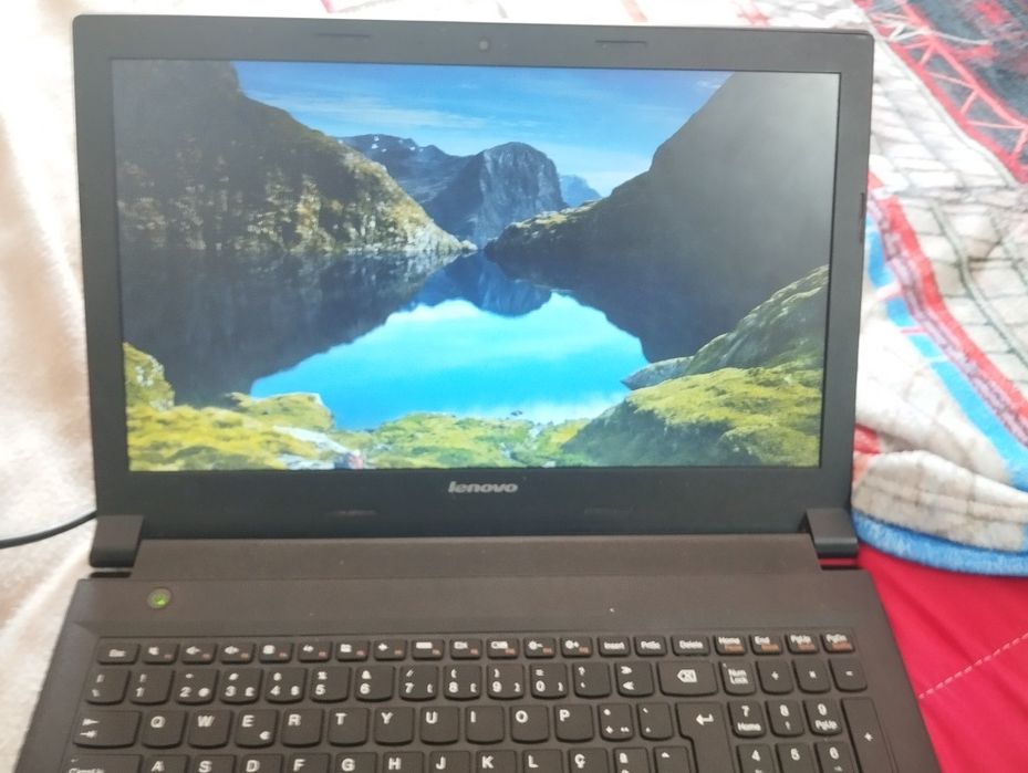 Portátil Lenovo,