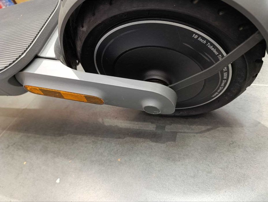 Електросамокат Xiaomi Electric Scooter 4 Ultra