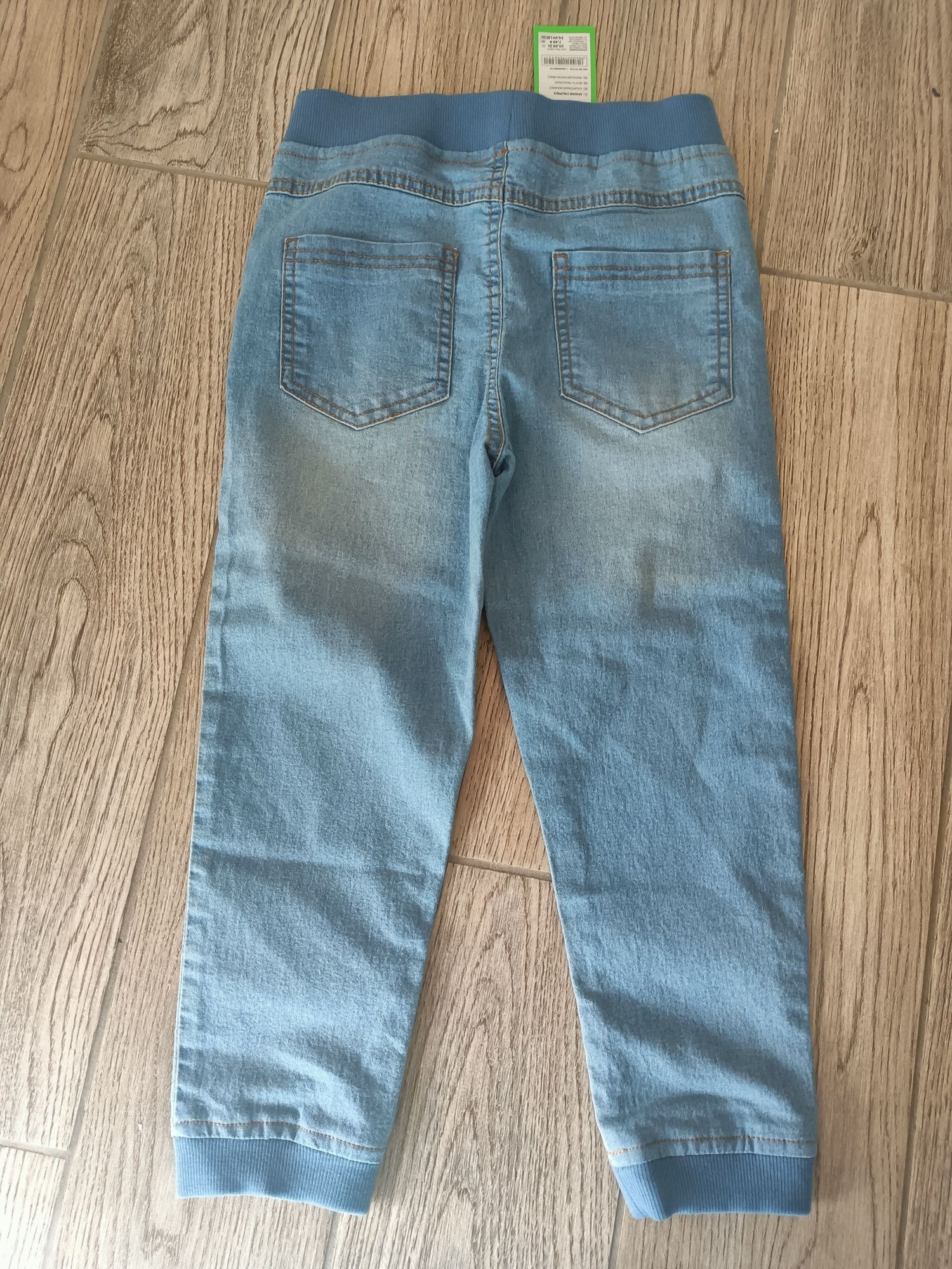 Spodnie jeansowe 134 cm NOWE