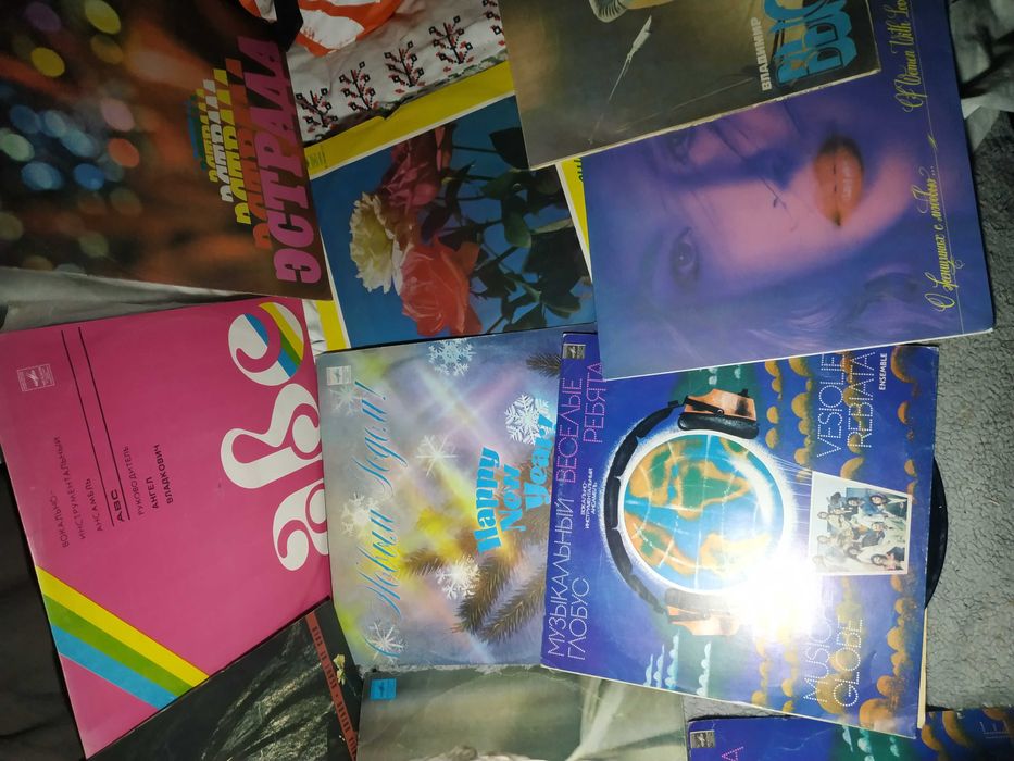 Пластинки ссср 12 шт 1 лотом