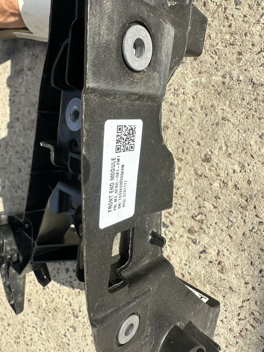 Tesla model 3 Панель передня телевізор тесла м3 171174300F