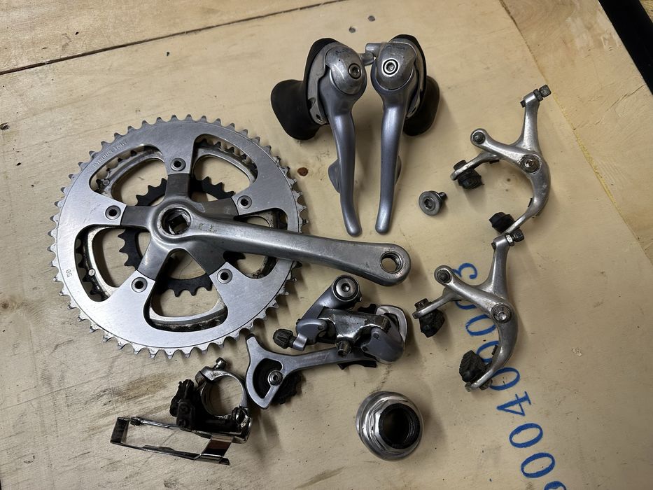 Pakiet cześci rowerowych Shimano RSX przerzutka przednia  klamkomnetki