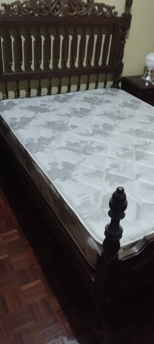 Quarto  casal  e colchão