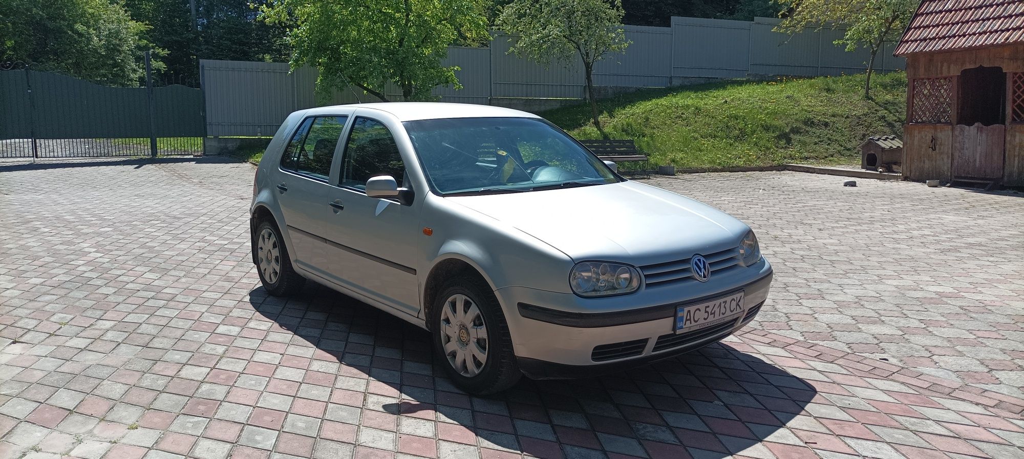 Продам терміново Golf 4