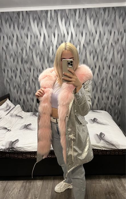 Парка серебро с розовым мехом