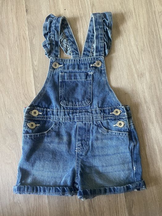 Джинсовий комбінезон Новий