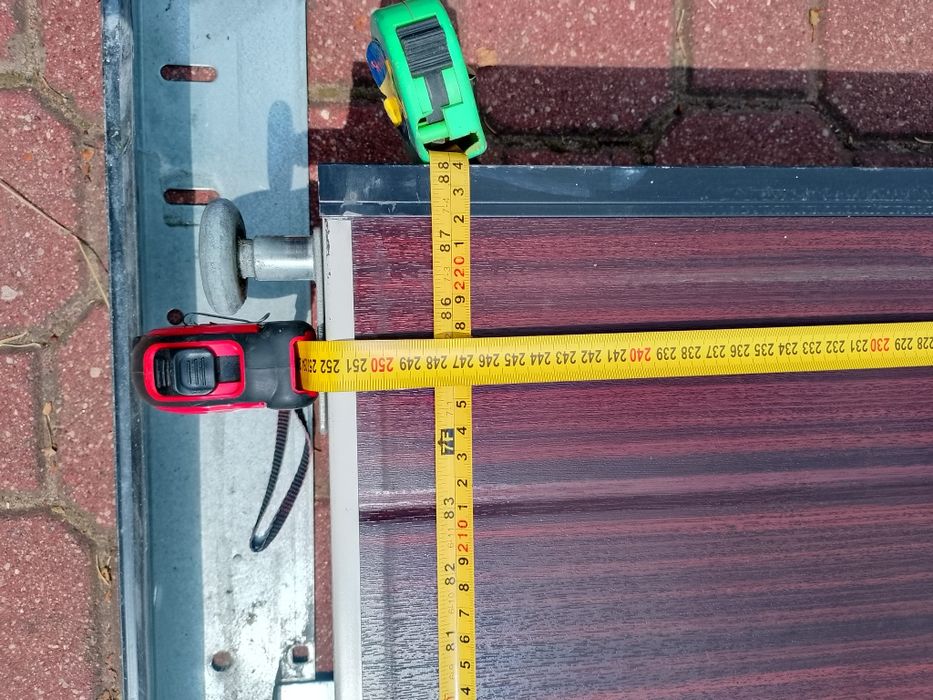 Brama garażowa segmentowa 248x220