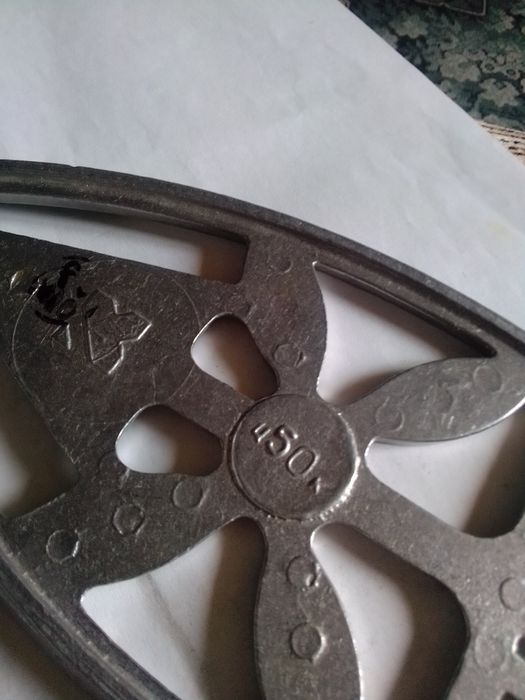 Алюмінієва підставка под утюг